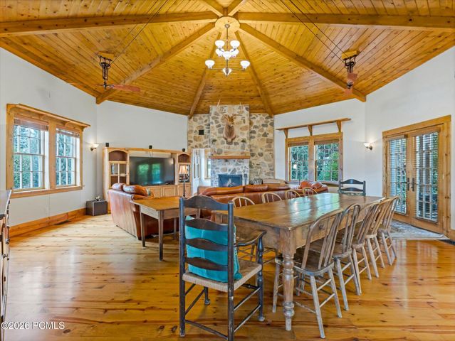 252 N 400 East, Centerville, UT 84014