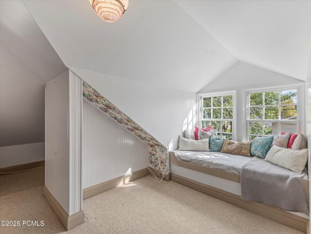 252 N 400 East, Centerville, UT 84014