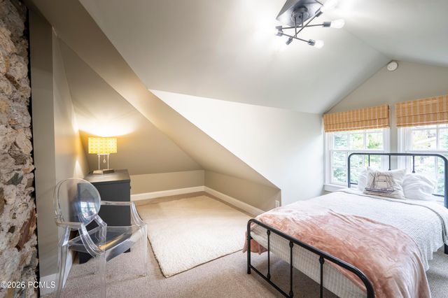 252 N 400 East, Centerville, UT 84014