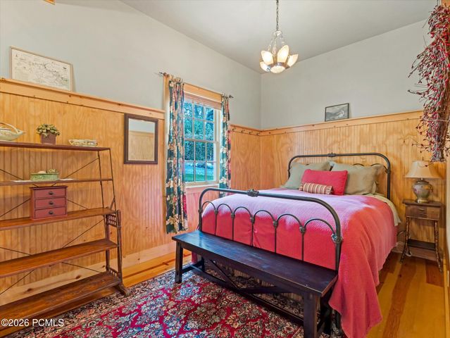 252 N 400 East, Centerville, UT 84014