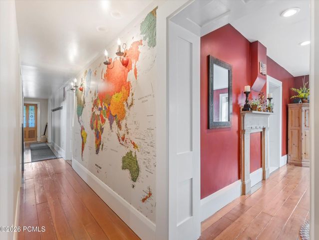 252 N 400 East, Centerville, UT 84014
