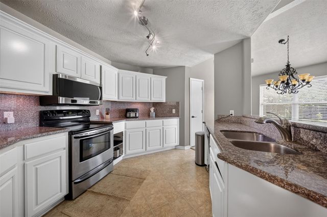 16299 Hidden Deer Lane, Conroe, TX 77302