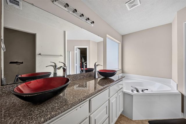 16299 Hidden Deer Lane, Conroe, TX 77302