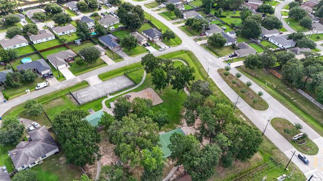 16299 Hidden Deer Lane, Conroe, TX 77302
