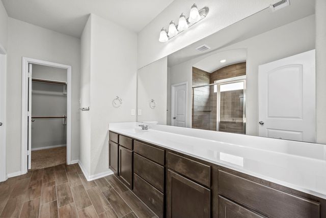 903 Willowick Bay Drive, Houston, TX 77090