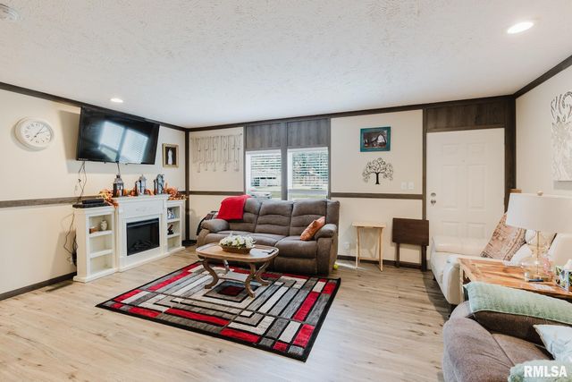 344 N Seba Street, Hurst, IL 62949