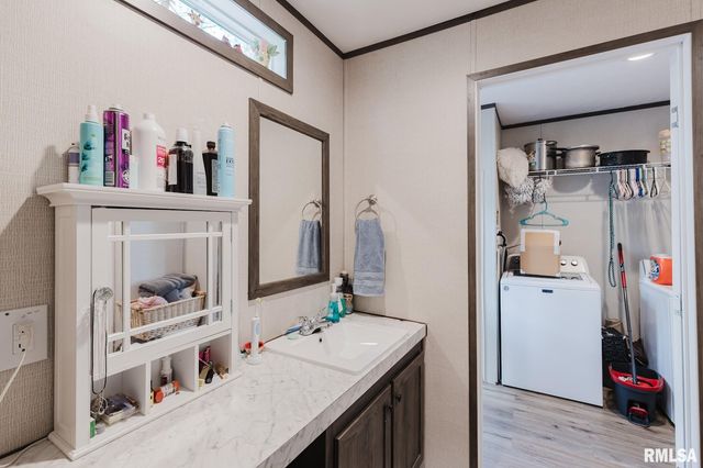 344 N Seba Street, Hurst, IL 62949