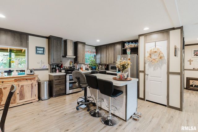 344 N Seba Street, Hurst, IL 62949