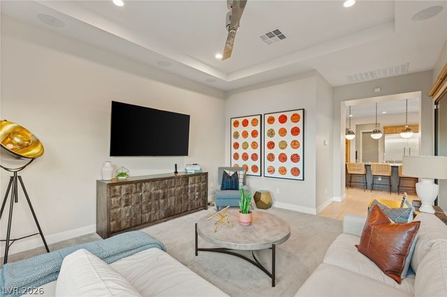 38 Moonfire Drive, Las Vegas, NV 89135