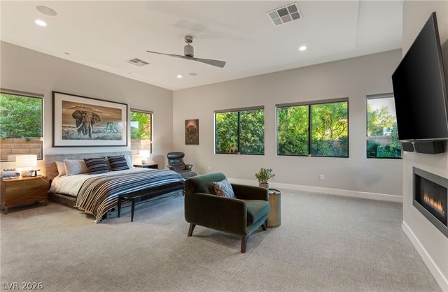 38 Moonfire Drive, Las Vegas, NV 89135