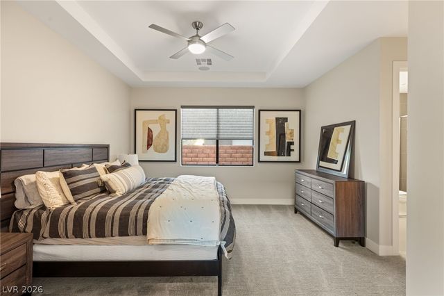 38 Moonfire Drive, Las Vegas, NV 89135