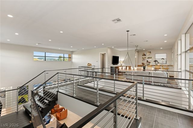 38 Moonfire Drive, Las Vegas, NV 89135