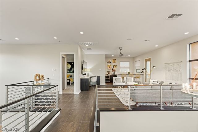 38 Moonfire Drive, Las Vegas, NV 89135