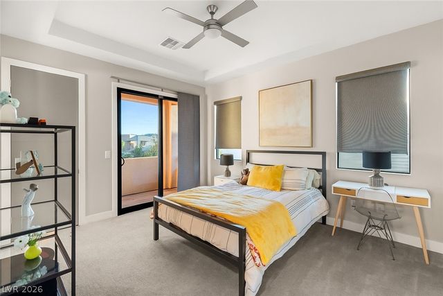 38 Moonfire Drive, Las Vegas, NV 89135