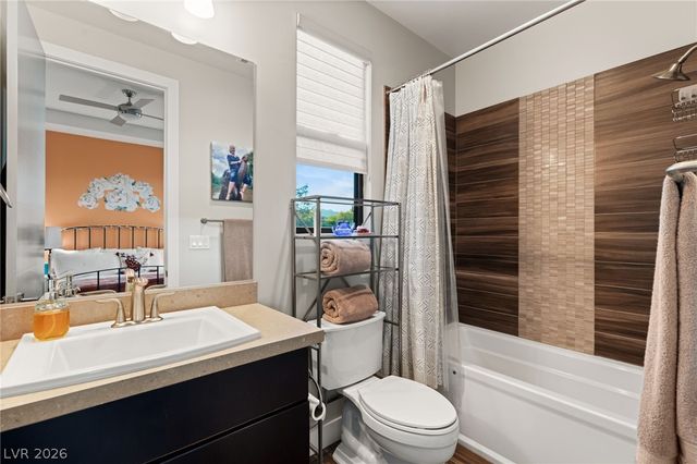 38 Moonfire Drive, Las Vegas, NV 89135