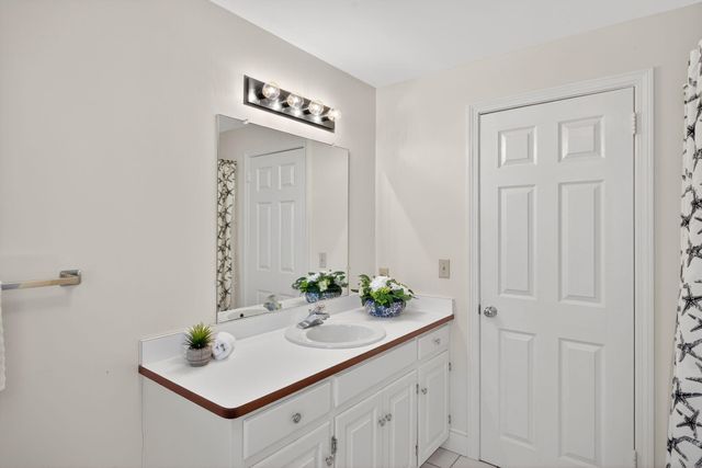 54 Marthas Lane, Harwich, MA 02645