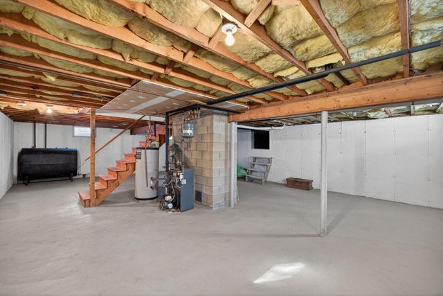 54 Marthas Lane, Harwich, MA 02645