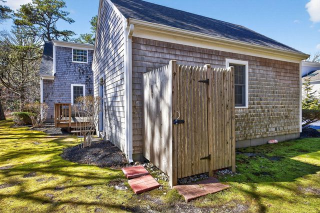 54 Marthas Lane, Harwich, MA 02645