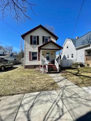 1011 N Lincoln Avenue, Bay City, MI 48708