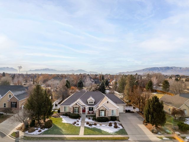 6767 W 10205 N, Highland, UT 84003