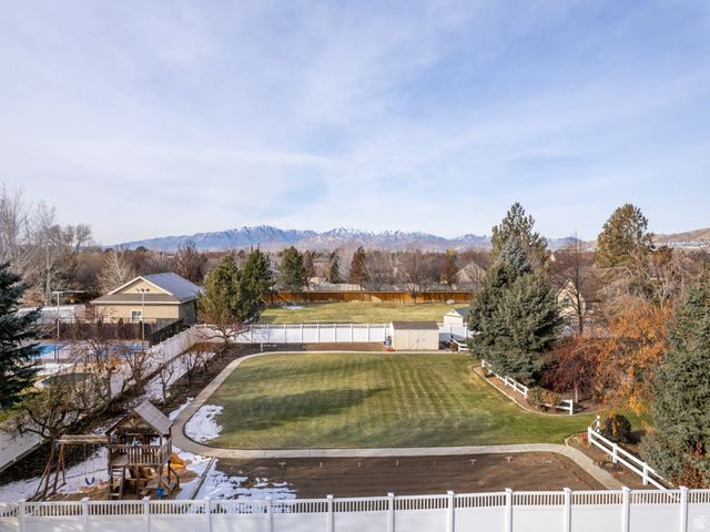 6767 W 10205 N, Highland, UT 84003