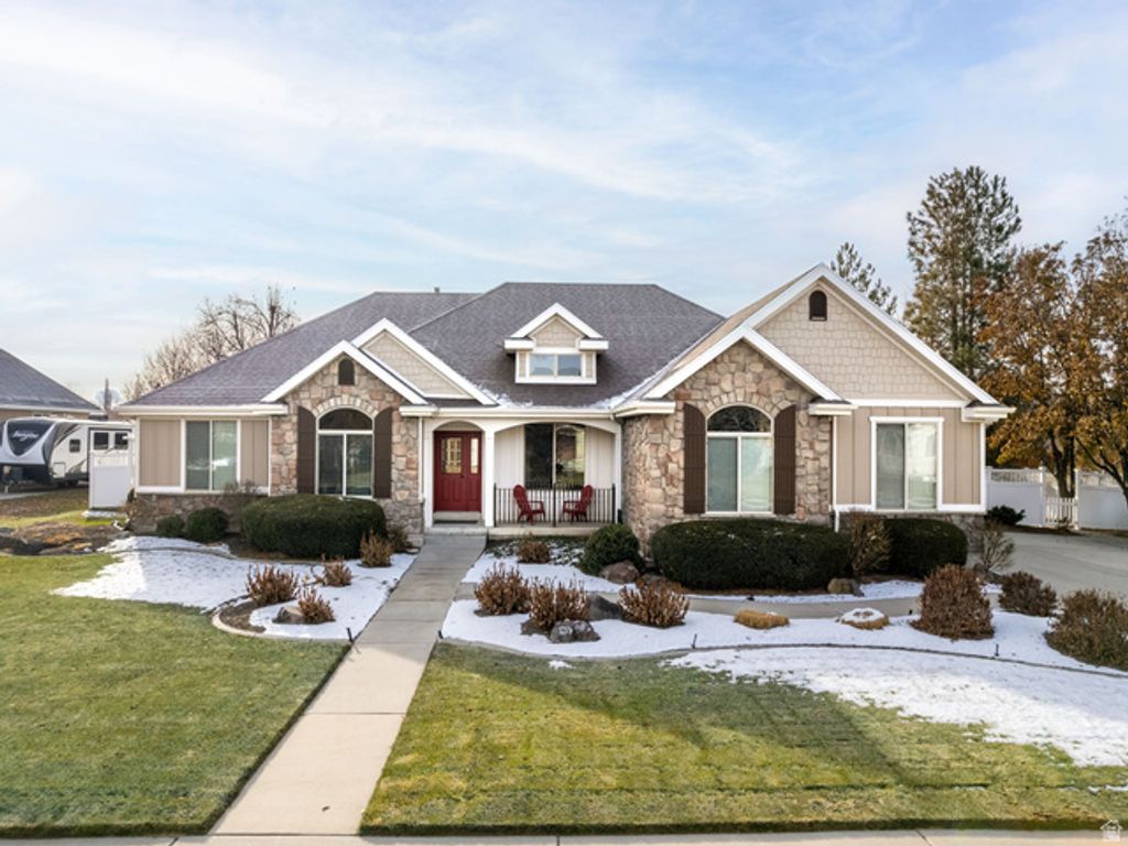 6767 W 10205 N, Highland, UT 84003