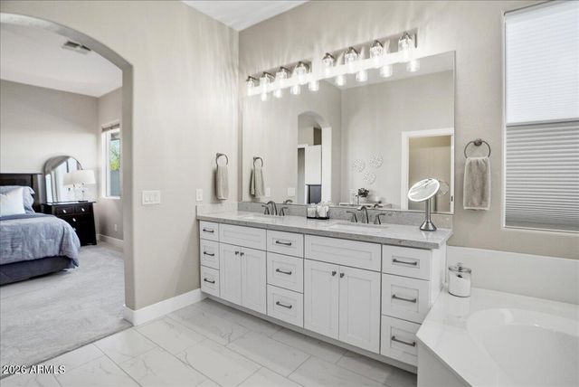 33509 N 24TH Drive, Phoenix, AZ 85085