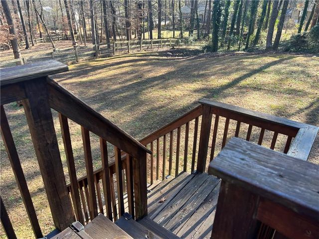 313 Chattahoochee Way, Woodstock, GA 30188