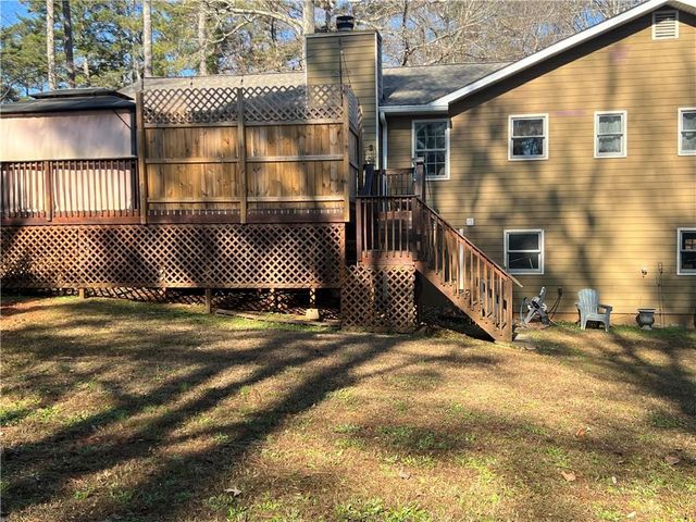 313 Chattahoochee Way, Woodstock, GA 30188