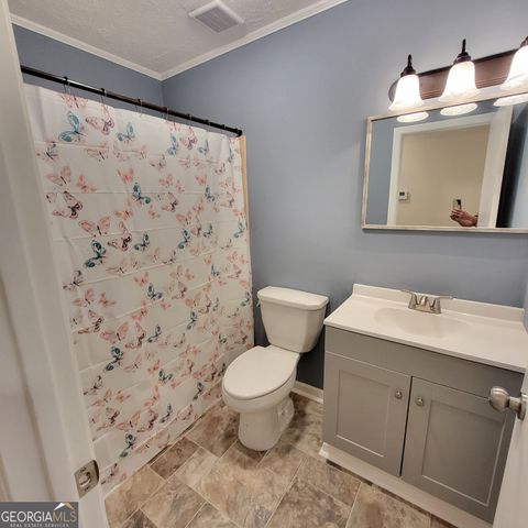317 Martin Luther King Drive, Valley, AL 36854