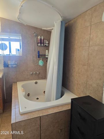 10742 E OASIS Drive, Mesa, AZ 85208