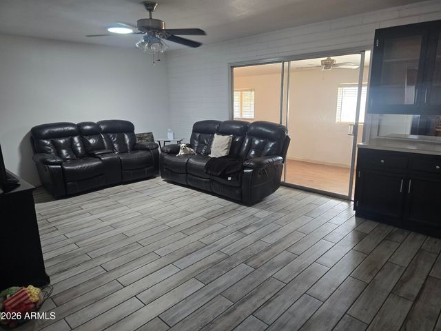 10742 E OASIS Drive, Mesa, AZ 85208