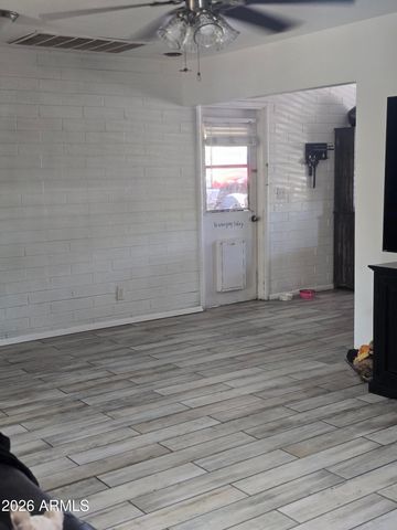 10742 E OASIS Drive, Mesa, AZ 85208