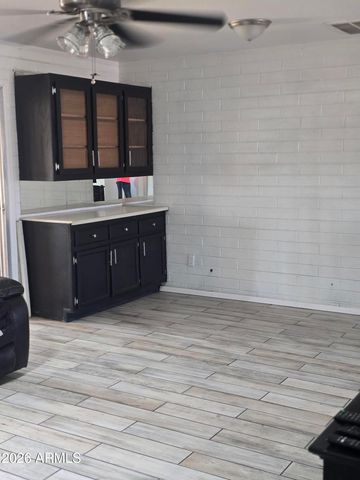 10742 E OASIS Drive, Mesa, AZ 85208