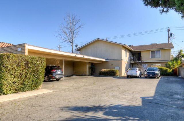 3126 N Vagedes Avenue, Fresno, CA 93705