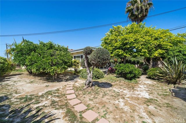 7852 Darwin Avenue, Midway City, CA 92655