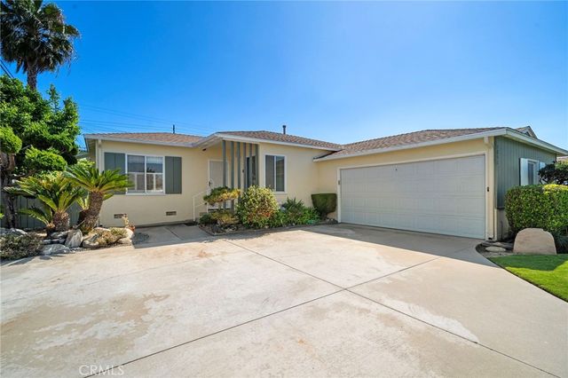 7852 Darwin Avenue, Midway City, CA 92655