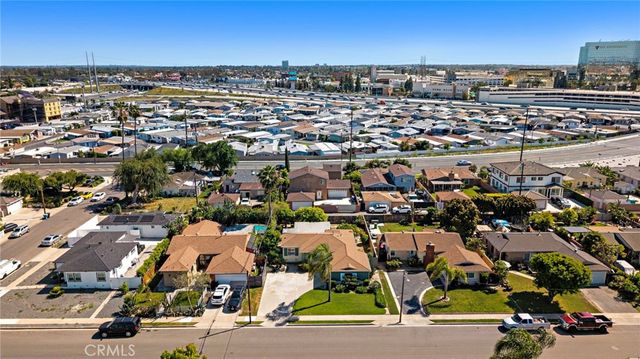 7852 Darwin Avenue, Midway City, CA 92655