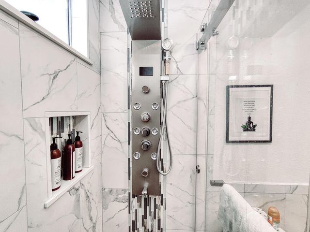 2450 Tamarisk Road, Palm Springs, CA 92262