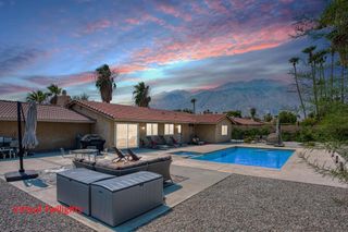 2450 Tamarisk Road, Palm Springs, CA 92262