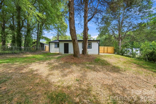 8114 Holly Hill Road, Charlotte, NC 28227