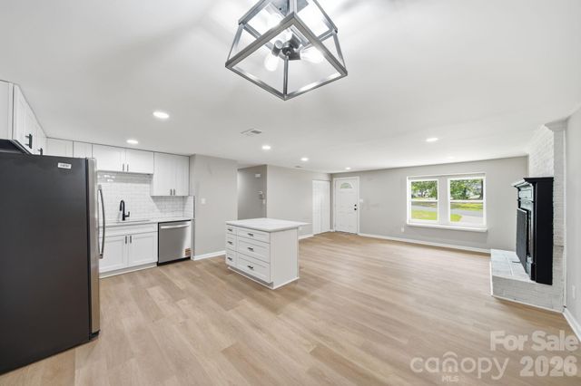 8114 Holly Hill Road, Charlotte, NC 28227