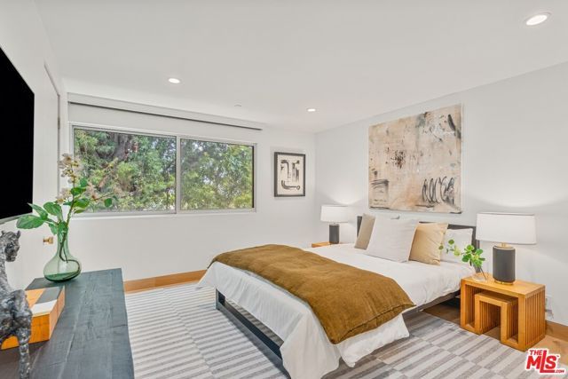 2129 Redcliff Street, Los Angeles, CA 90039