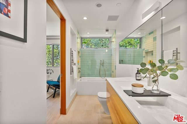 2129 Redcliff Street, Los Angeles, CA 90039