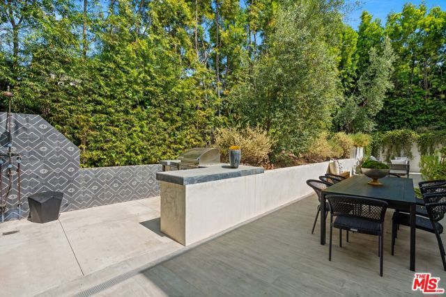 2129 Redcliff Street, Los Angeles, CA 90039
