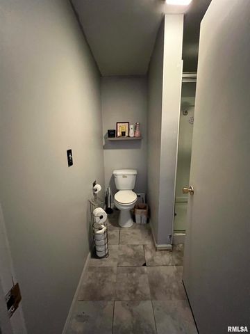 421 N 21ST Street, Herrin, IL 62948