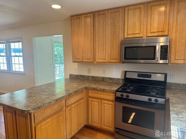 2066 Excelsior Avenue, North Brunswick, NJ 08902