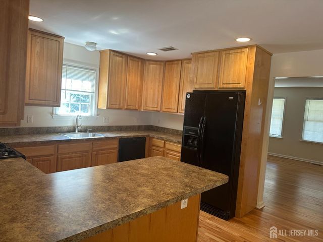 2066 Excelsior Avenue, North Brunswick, NJ 08902