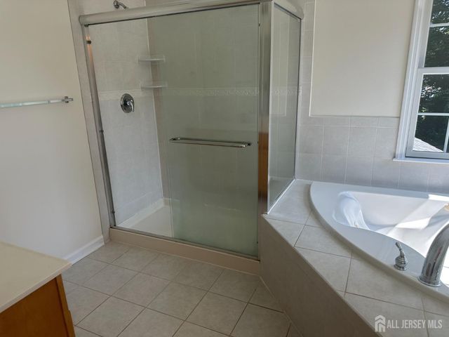 2066 Excelsior Avenue, North Brunswick, NJ 08902