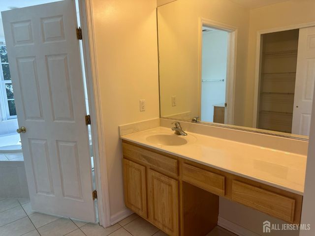 2066 Excelsior Avenue, North Brunswick, NJ 08902